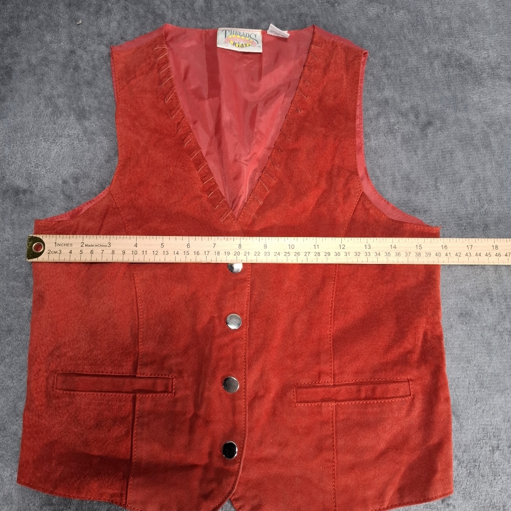 Vintage Red Suede Vest Kids with Snap Button Closure Rancher Western Rodeo - Picture 4 of 7